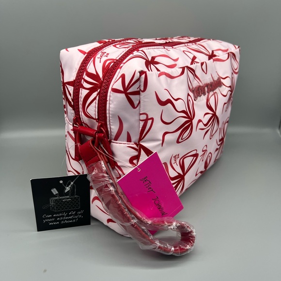 Betsey Johnson travel cosmetics bag - Picture 2 of 11